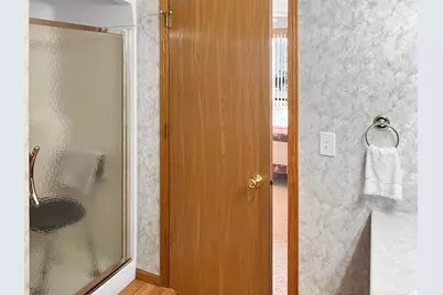 818 E 2nd Street N, Truman, MN 56088 - Photo 12