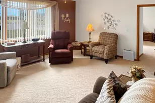 818 E 2nd St N, Truman, MN 56088 - Photo 8