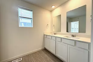 4754 Airlake Curv, Woodbury, MN 55129 - Photo 14