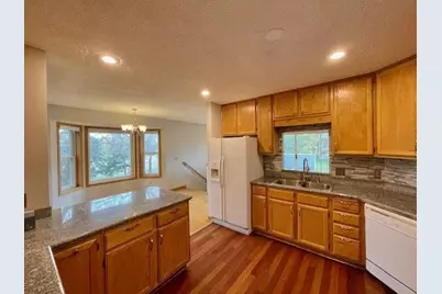 14289 Estates Avenue, Apple Valley, MN 55124 - Photo 4