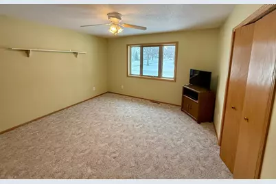 510 Ash Avenue, Bird Island, MN 55310 - Photo 16