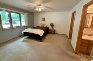 510 Ash Ave, Bird Island, MN 55310 - Photo 6