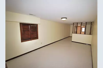 1901 Yorkshire Avenue S, Hopkins, MN 55305 - Photo 24