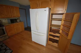 1901 Yorkshire Ave S, Hopkins, MN 55305 - Photo 10