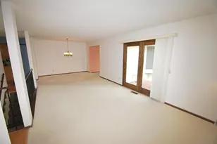 1901 Yorkshire Ave S, Hopkins, MN 55305 - Photo 14