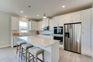 1724 Oak creek pass, Chaska, MN 55318 - Photo 2