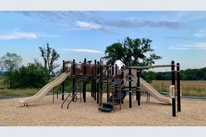 1724 Oak Creek Pass, Chaska, MN 55318 - Photo 28