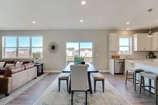 1724 Oak creek pass, Chaska, MN 55318 - Photo 6