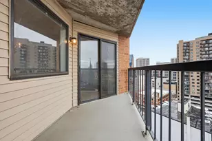 78 10th St E, Saint Paul, MN 55101 - Photo 46