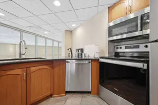 78 10th St E, Saint Paul, MN 55101 - Photo 50