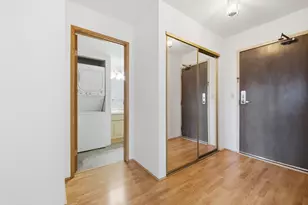 78 10th St E, Saint Paul, MN 55101 - Photo 54