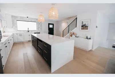 1836 Indigo Trail, Mankato, MN 56001 - Photo 2