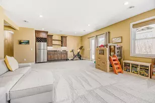 5676 Garden Dr, Woodbury, MN 55129 - Photo 24