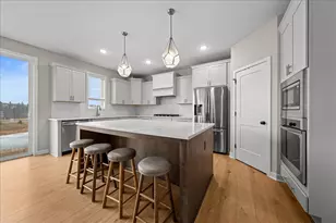 10125 Shadyview Ln N, Maple Grove, MN 55311 - Photo 16