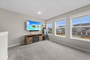 10125 Shadyview Ln N, Maple Grove, MN 55311 - Photo 24