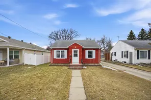 215 14th St N, Moorhead, MN 56560 - Photo 24