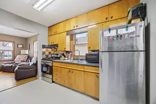 215 14th St N, Moorhead, MN 56560 - Photo 2