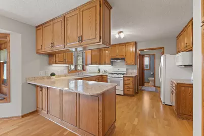 8917 Cambridge Avenue, Brooklyn Park, MN 55443 - Photo 16