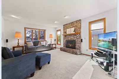 8917 Cambridge Avenue, Brooklyn Park, MN 55443 - Photo 8