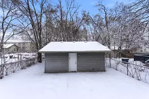 1820 Irving Ave N, Minneapolis, MN 55411 - Photo 46