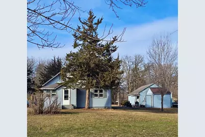 918 Lindbergh Drive S, Little Falls, MN 56345 - Photo 2