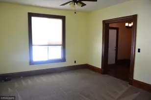 707 Ford Ave N, Glencoe, MN 55336 - Photo 8