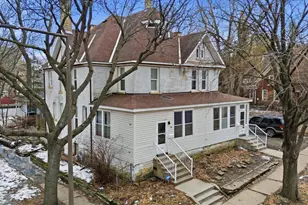 570 Hall Ave, Saint Paul, MN 55107 - Photo 1