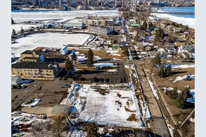 1221 Minnesota Avenue, Duluth, MN 55802 - Photo 2