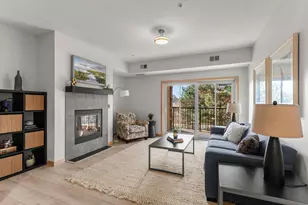 10806 S Shore Dr, Plymouth, MN 55441 - Photo 8