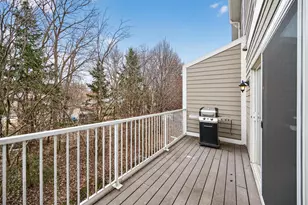 17785 Valley Cove Ct, Minnetonka, MN 55345 - Photo 6