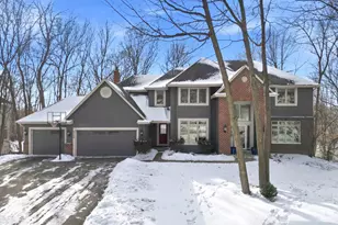 6340 Summit Cir, Chanhassen, MN 55317 - Photo 62