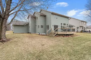 1120 Esther Ln, Owatonna, MN 55060 - Photo 4