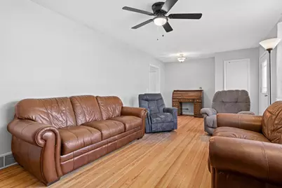1324 Valley Street, Chaska, MN 55318 - Photo 6