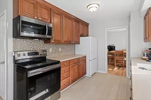 1324 Valley St, Chaska, MN 55318 - Photo 10