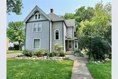 406 W Marshall Street, Marshall, MN 56258 - Photo 2