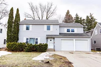 1020 12th Street S, Moorhead, MN 56560 - Photo 2