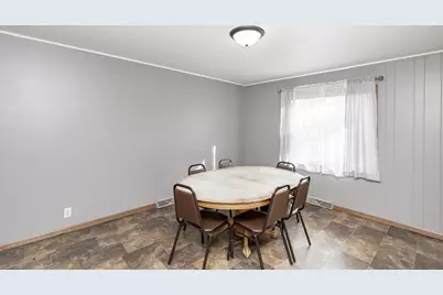 1020 12th Street S, Moorhead, MN 56560 - Photo 18