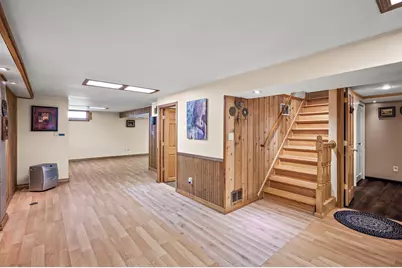 2233 Fremont Avenue E, Saint Paul, MN 55119 - Photo 20