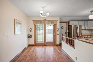 2233 Fremont Ave E, Saint Paul, MN 55119 - Photo 8