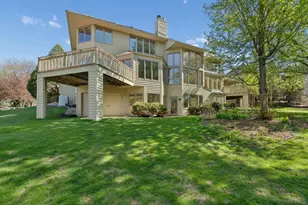 782 Evergreen Knolls, Mendota Heights, MN 55118 - Photo 2