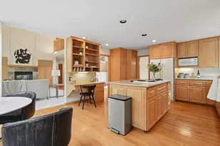 782 Evergreen Knolls, Mendota Heights, MN 55118 - Photo 10