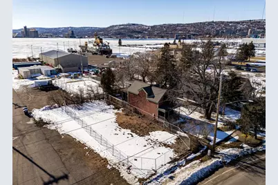 1239 Minnesota Avenue, Duluth, MN 55802 - Photo 2