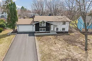 9117 31st Ave N, New Hope, MN 55427 - Photo 4