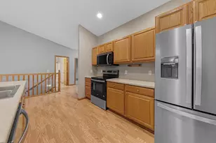 945 Rice St, Faribault, MN 55021 - Photo 16