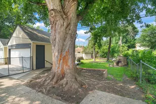 985 Cherokee Ave, West Saint Paul, MN 55118 - Photo 34