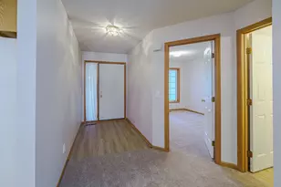 14403 Edgewood Ave, Savage, MN 55378 - Photo 8