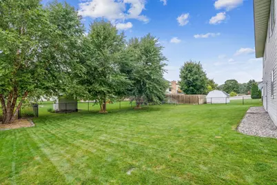 8594 Dunkirk Court NE, Blaine, MN 55449 - Photo 32