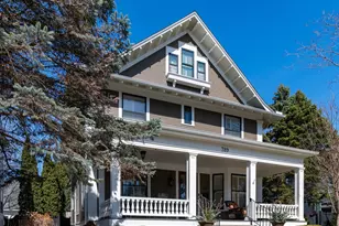 789 Lincoln Ave, Saint Paul, MN 55105 - Photo 1