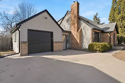 5535 Colfax Avenue N, Brooklyn Center, MN 55430 - Photo 4