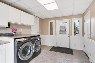 5535 Colfax Ave N, Brooklyn Center, MN 55430 - Photo 38